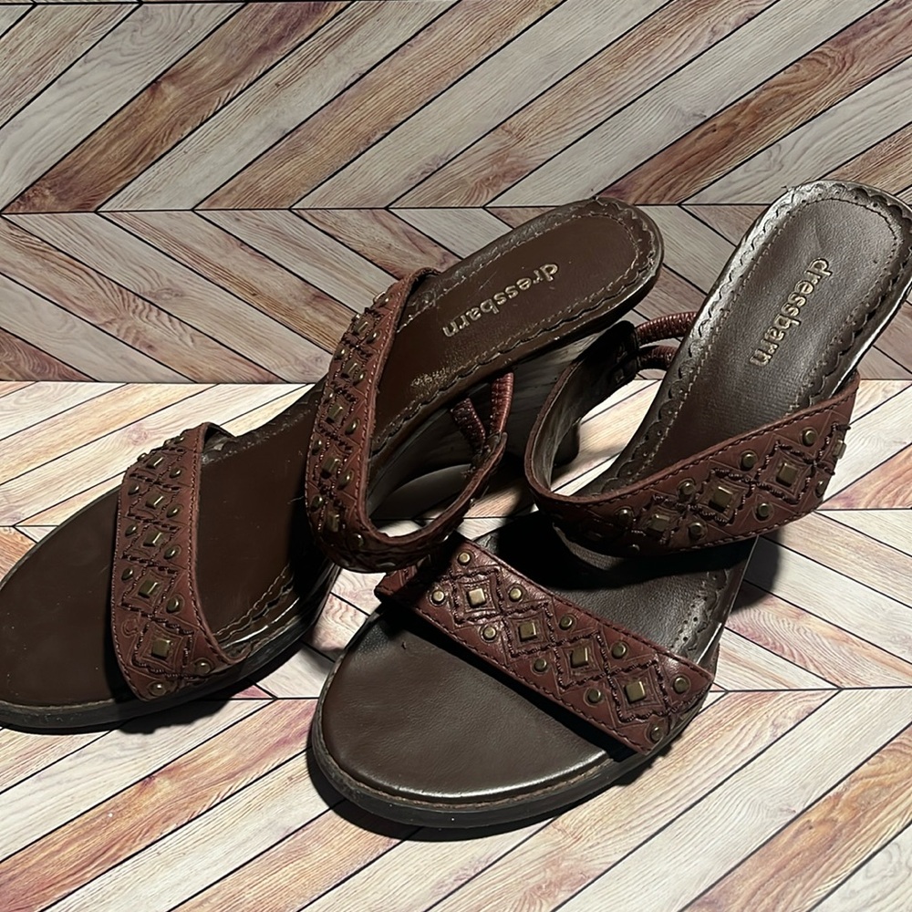 Dress barn wedge shoes